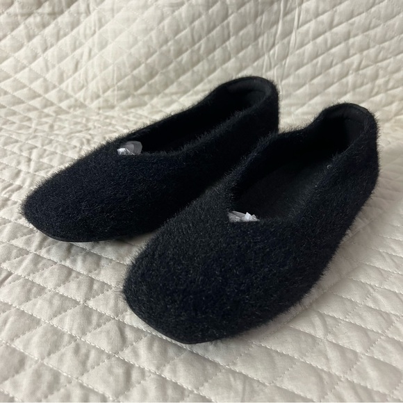 VIVAIA Margot 2.0 Square Toe Black Faux Fur Minx-Knit Flats Lux Comfort US 9 NEW - Picture 8 of 14